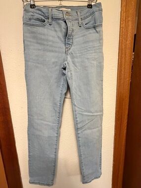 Light Blue Women’s Jeans